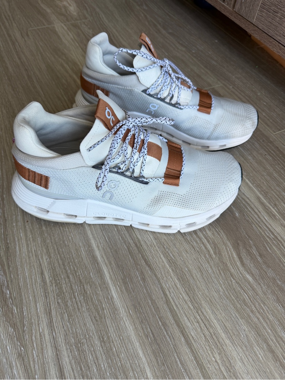 On Cloudnova Sneakers On Running White / Pearl size 9 - Picture 4 of 10
